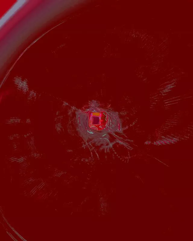 Grimizni Neon Tunel Vortex 60fps Screensaver 4:5 Instagram Vj Loop